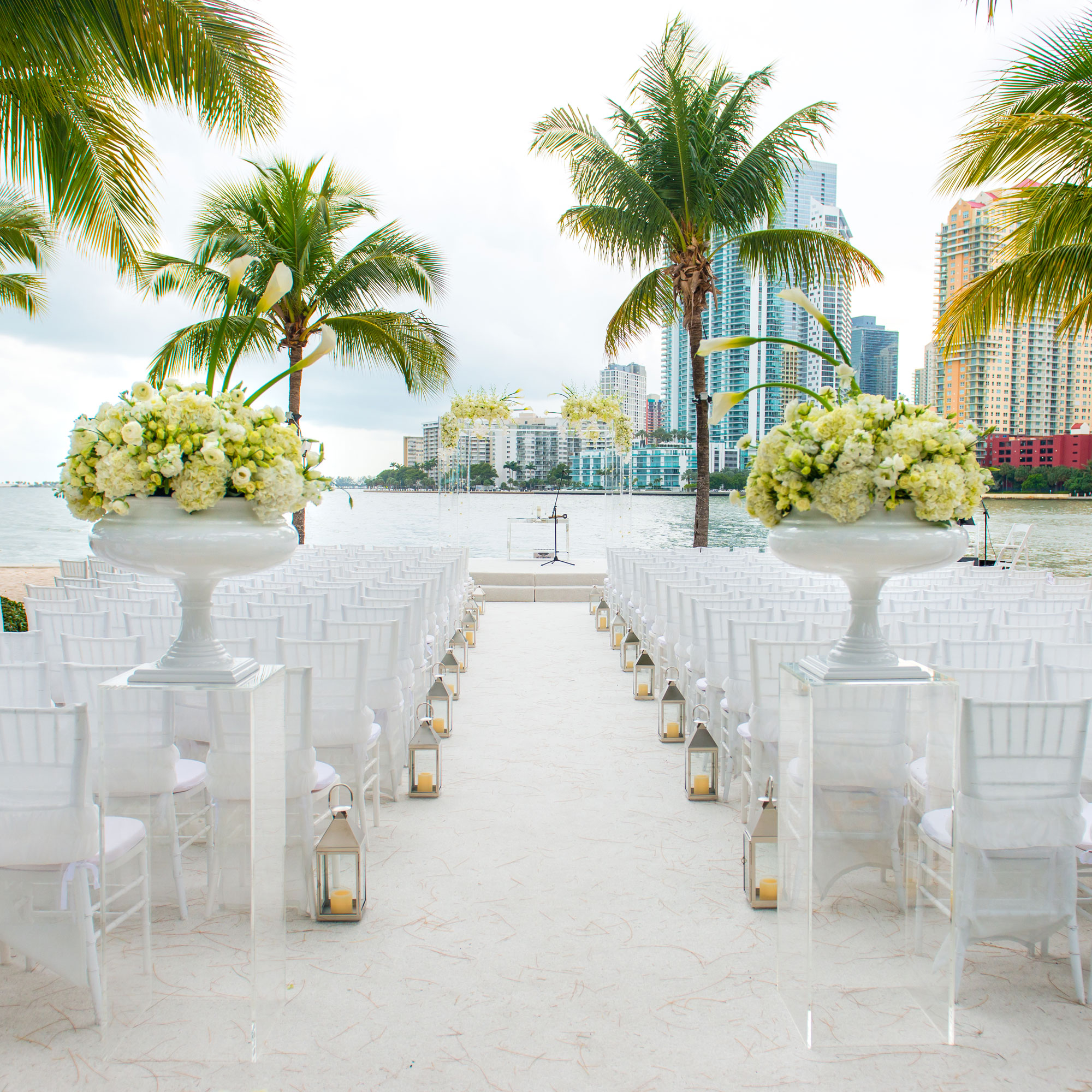 Miami Beach Catering: Crafting the Perfect Small Bites Menu - Miami catering